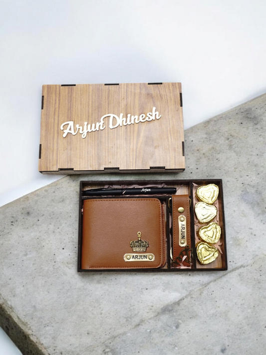 Men's Hamper With Wooden box